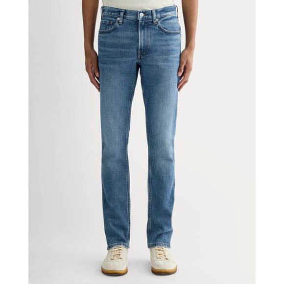 NWT Everlane The Organic Cotton Slim-Fit Jean in Light Indigo size 33 x 30 - Picture 1 of 7